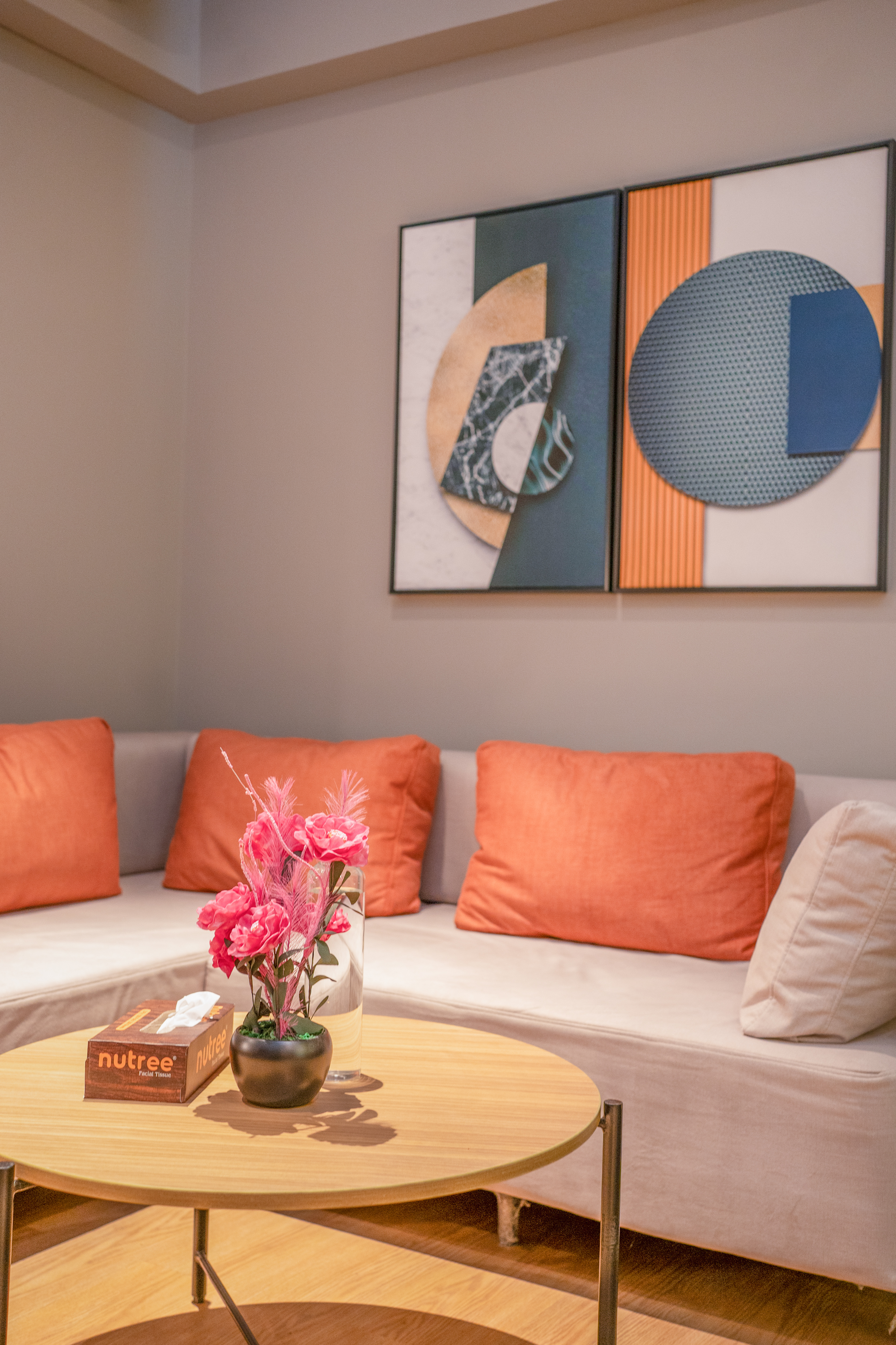 Room Details - Furnishings